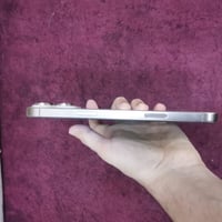 ايفون ١٦ بروماكس • ٢٥٦ • بطاريه ٩٣