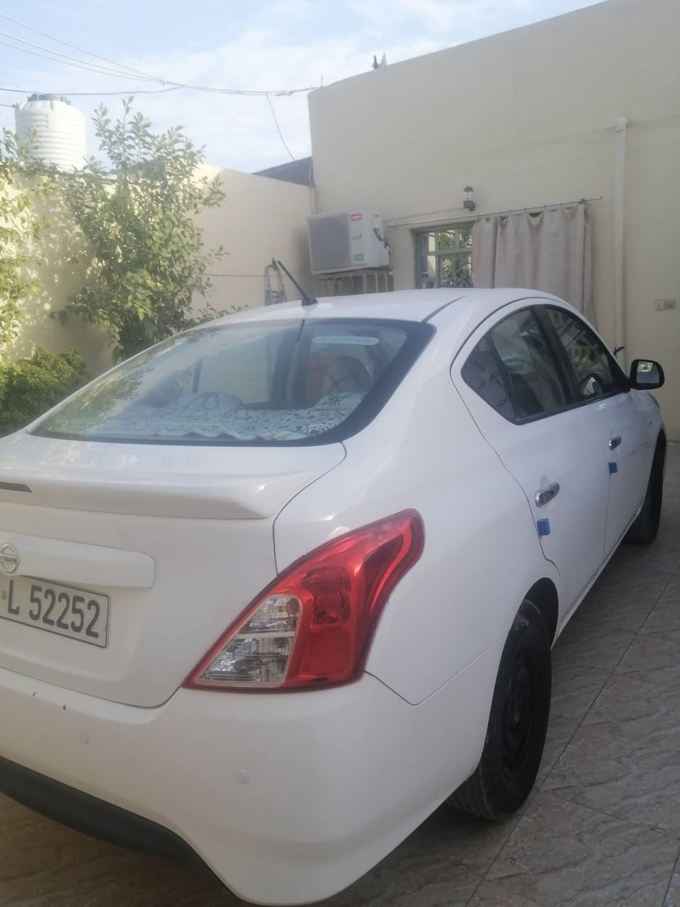 سني نيسان هندي لبليته الزركه موديل ٢٠٢٠  سياره كفاله ما عدى بارد في الجاملغ الايسر وطخه خفيفه في الجنطه فقط محرك وكير وتبريد  كله لوك ع وضع الشركه ماشي ٦٩ السعر١١٢ مكاني كوفه جسر الإمام علي ع رقمي ***********
