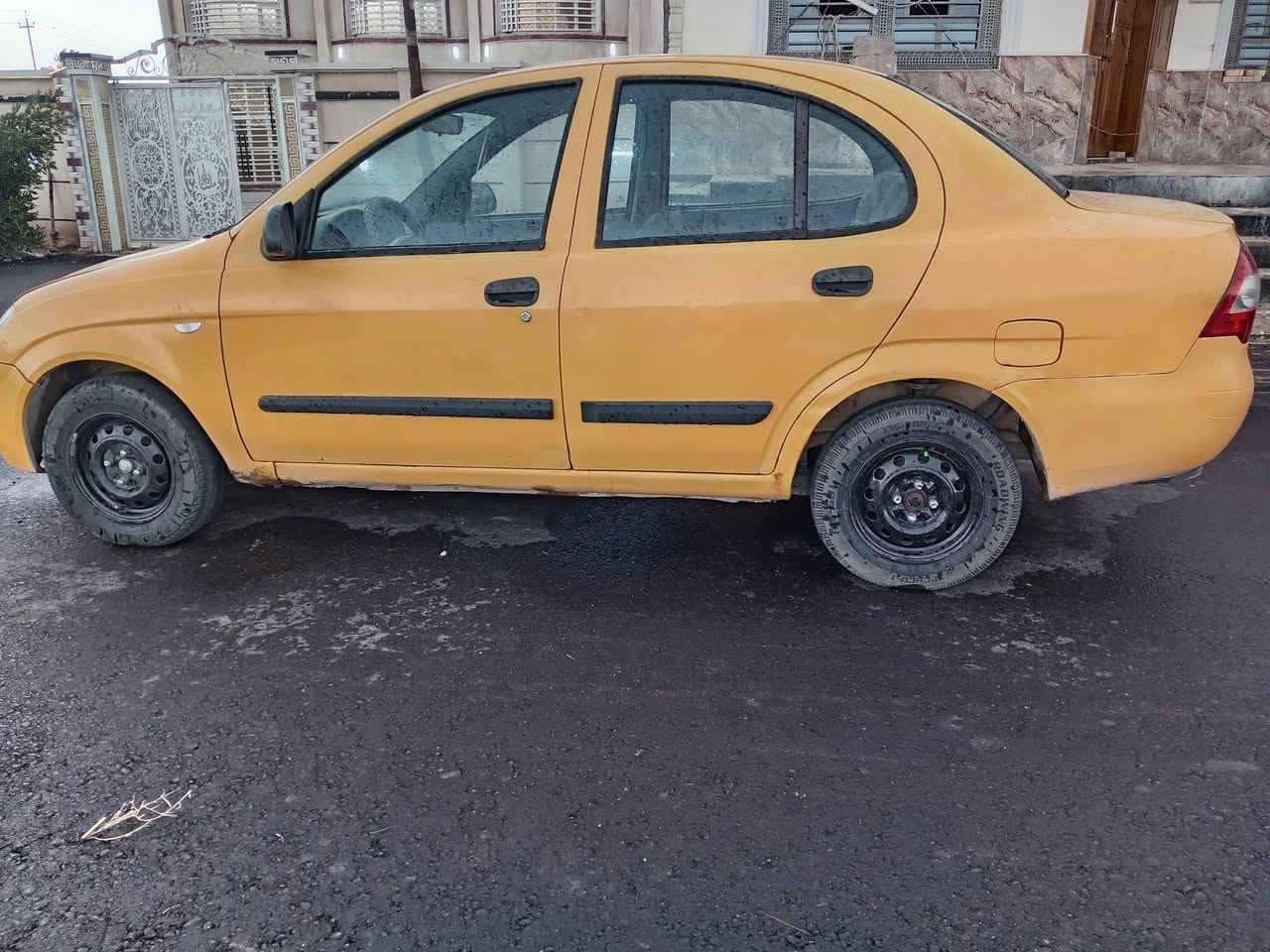 البيع طيبه موديل ٢٠١٥ مصفره هيه وغرامات سياره حله من صور سعر سنويه ٢٠٢٧ سعر ٣٧ بيه مجال قليل رقم *********** ميسان المجر الكبير
