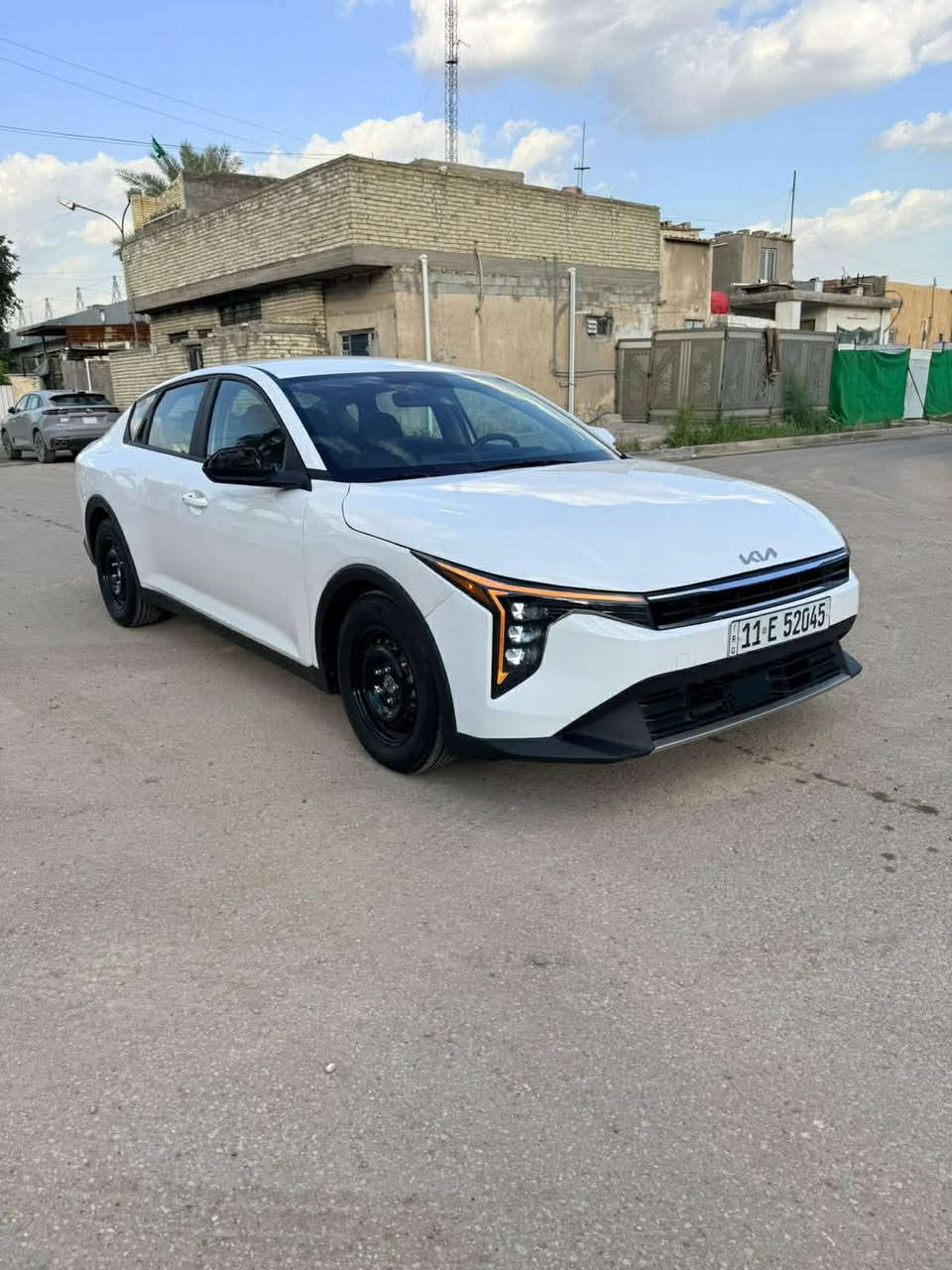 K4 2025
دخول جديد مرقم بغداد باسمي  
ممشى السياره 2500 بحاله الوكاله
بصمه وتشغيل عن بعد ودخول ذكي 
سايد بريك كهربائي 
رادار امامي وجانبي وتوقف ذاتي 
تحديد مسار وقياده ذاتيه 
جميع ايرباكات السياره سليمه
حادث السياره موضح بل صور صبغ البنيد وبارد بل جاملغ 
بدون تبديل ليبل واحد وبدون دواخل وبدون ايرباك 
مكلف بل نشر 

‭0777 501 5652‬
