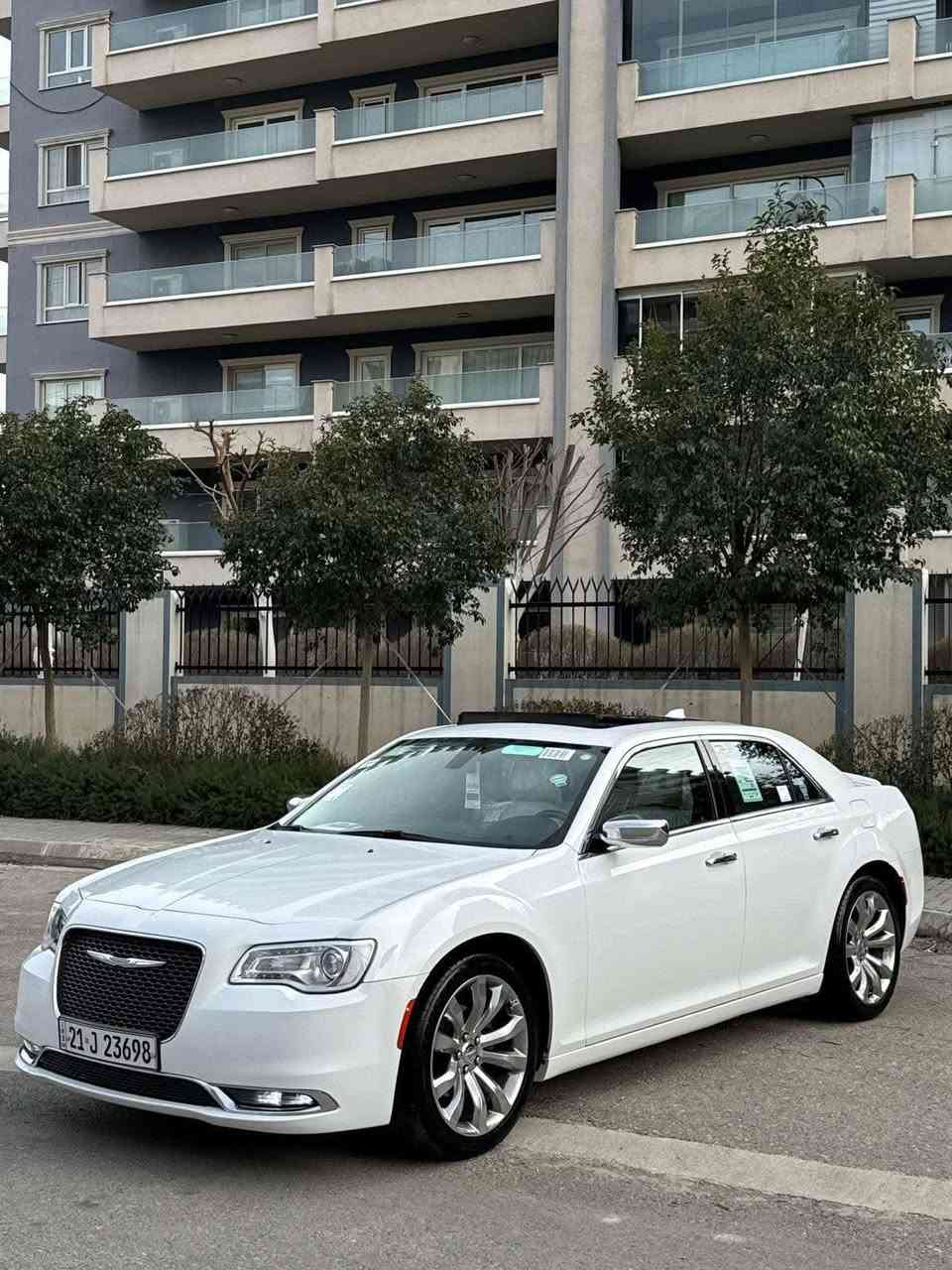 السلام عليكم كرايسلر اوباما 2018 C خليجي كلين تايتل مكفوله كفاله عامه من الضربه والصبغ والبارد والشخط والرصعه السياره بعدها بحاله الوكاله جديده بمعنه الكلمه ماشيه 80 رقم سليمانيه تريد وكاله تريد تحويل محرك 3.6

مواصفات سياره C 
داخل vip داخل ملكي ابيض 
كشنات ابيض ملكي 
كشنات خلفي تدفئه 
سقف بنرامه فتحتين
مري قلاب ويه البك 
خزن ميموري 
ستيرن تدفئه
ستيرن كهرباء 
شفتات ستيرن
لايت عدسات زنون
شاشه كبيره + كامره خلفي دواره
نضام صوت الباين 
ويل 20 مكسيكي 
العنوان بابل حله الرقم ***********
