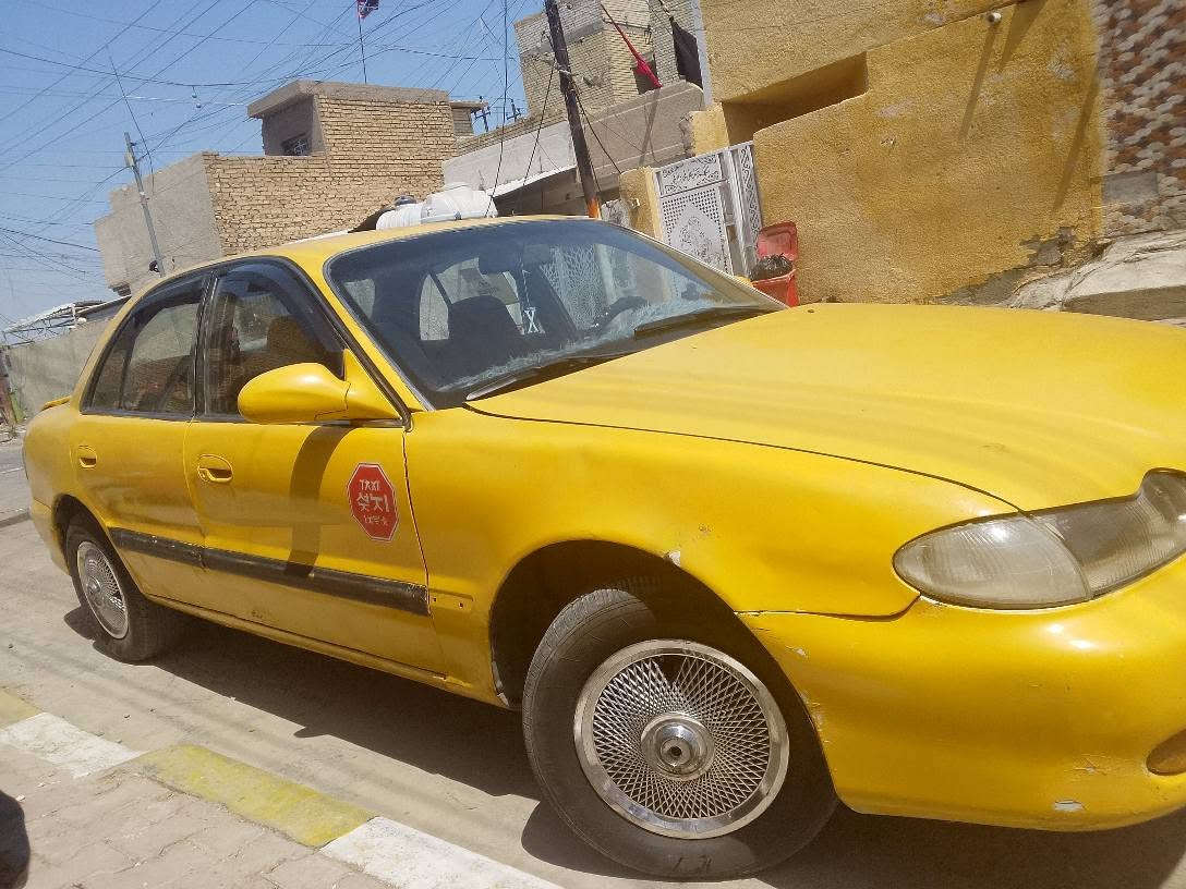 سلام عليكم سياره سوناته ثري صفره موديل 2000 كير ومكينه مكفول وتبريد ثلج مكفول حداديه جيده صدر امامي خلفي جديد تأيرات جديد مصفره هيئة وغرامه بس سنويته صاقطه من 2019 ومكان بغداد الحسينيه راشديه رقمي ***********
سعر 33 وبيه مجال قليل بغداد, العراق
