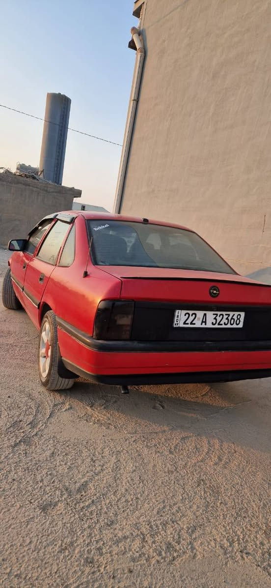 ئۆپڵ ڤیکتڕا مۆدێل ١٩٩٠ سعر ٤٠$وەرەقە 
*********** أربيل, العراق
