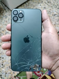 ايفون ١١ برو ماكس مبدل شاشه البصمه واكفه ضهر مفطر فقط