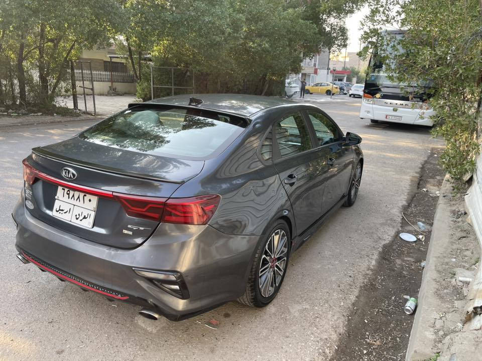 السلام عليكم
كيا فورتي جيتي GT  2020

• محرك 1600 تيربو + كير تيبترونك  8 سرعات دبل كلچ

تبريد خلفي شفتات استيرن

علامة GT + بطاين بيبان لأمامي 

دشبول الوان 

• مسجل صوت هامرن كاردن 8 سماعات  

اشاير مري  

انارة السيارة امامي خلفي داخلي LED 

 بصمة تشغيل بصمة بيبان 

•  انارة ترحيب بيبان لأمامي عند لأقتراب وجنطه • دبل اكزوز 

ويل كب وبعد مواصفات السياره سبورت

سعرها 125

مكاني بغداد ماشيه 97

***********
