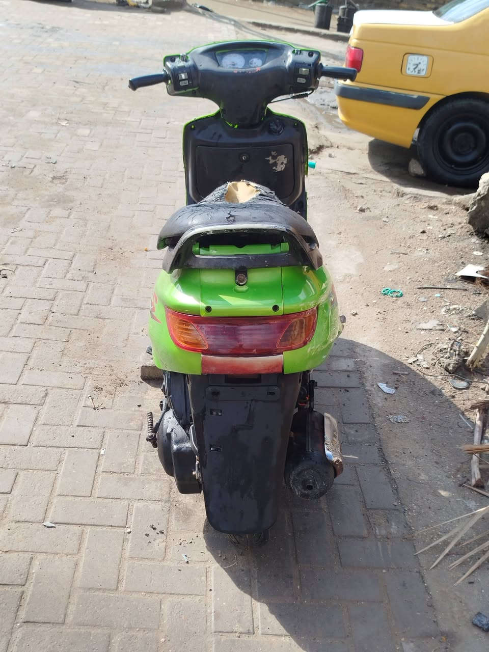 السلام عليكم دراجه للبيع دراجه نظيفة كهربائيات شغاله السعر 200 وبيها مجال مكان الديوانيه قضاء الشاميه ***********
