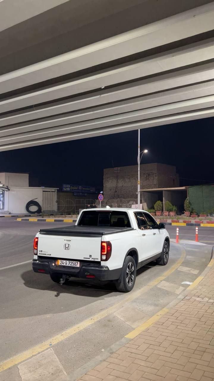 سلام عليكم
هوندا ريجلاين
موديل 2020 سياره كلين بلا صبغ ماشيه 118 الف
مكينة كير بشرط مكينة 3.5 v6
سياره فول مواصفات للاخير
كشنات جلد تبريد وتدفئة اربع كامرات شفتات ستيرن نقاط عمياء رادارات قياده شبه ذاتيه كير دكم وضعيات قياده دبل اكسل وبعد هوااااي مواصفات بيها سياره حلوه ومال جناي مناقصها برغي 
سعرها 170 ورقه بيها مجال بسيط
مكانها موصل رقم دهوك بسمنه تحويل ثاني يوم 
للاستفسار: ***********
                 ***********
