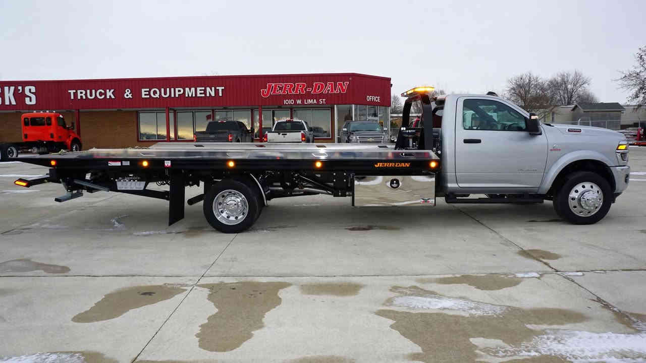 كرين سطحي بغداد لنقل كافة انواع السيارات داخل وخارج بغداد وعلى مدار 24 ساعة ⏰ارقام الخدمة ***********
***********
