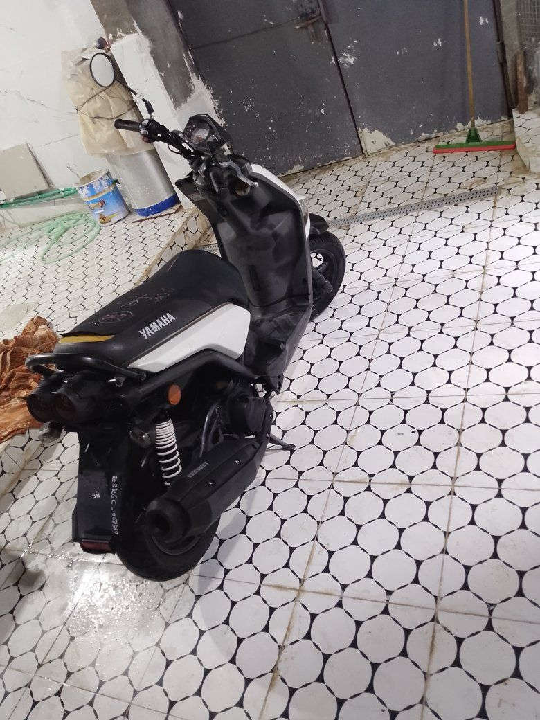 سلام عليكم دراجه البيع سكنس جبلي مصرالي شهر من طلعته حاويه اريد ابيعه لين اريد اشتري ستوته عارض دراجه بسعر 1400بيه مجال قليل كلش وهذا رقمي ***********
