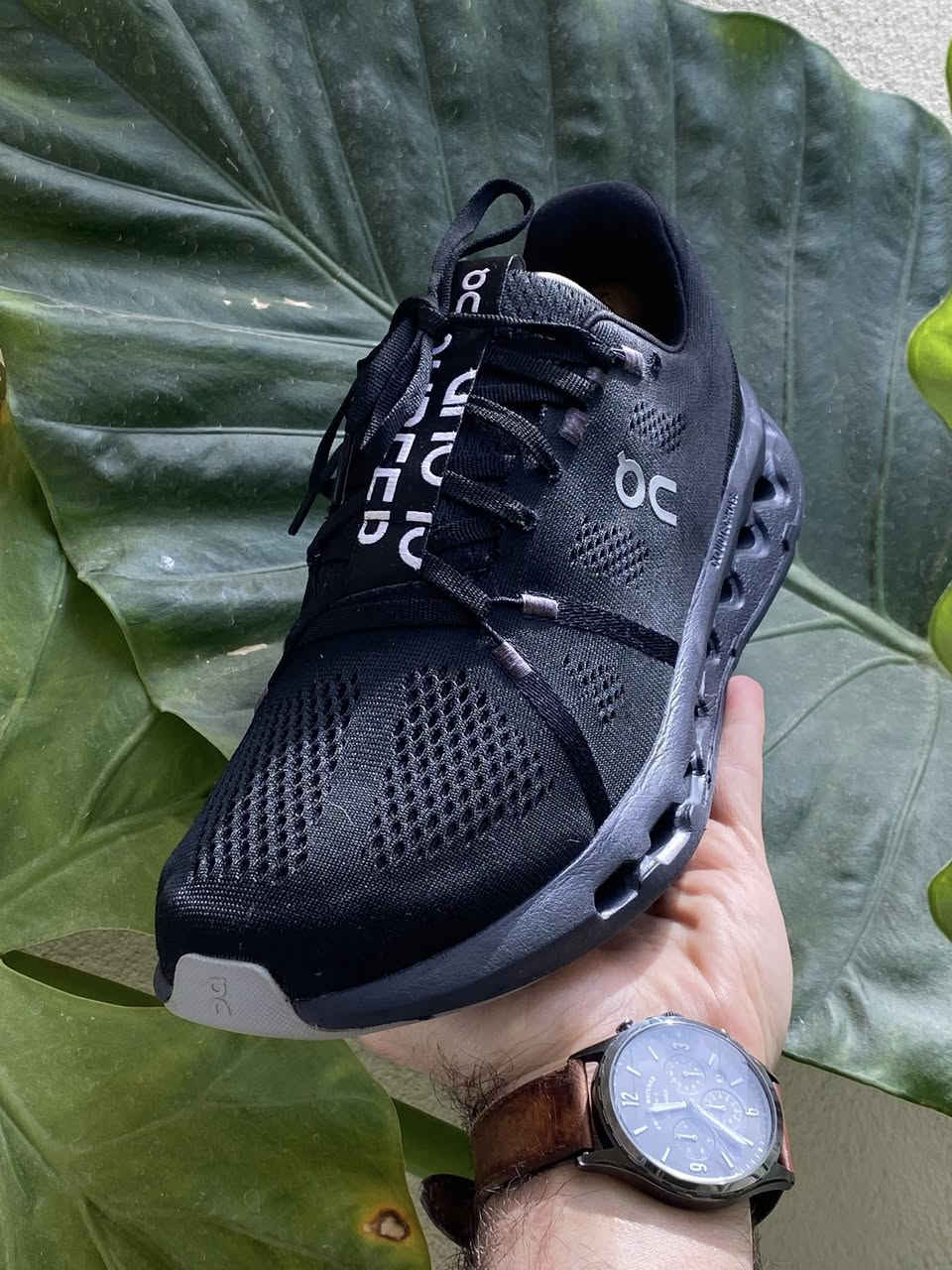 On cloud surfur running- باکەی ئەمریکی ئۆرجنال ئەسلی وەکالە قیاس ٤٧.. ٣٠.٥ سم ..٩٥/١٠٠ خاوێنی….حذاء اون كلاود سورفر اورجنال اصلى وكاله قياس ٤٧..طول القدم ٤٧..النضافة ٩٥/١٠٠ يوجد توصيل ***********
