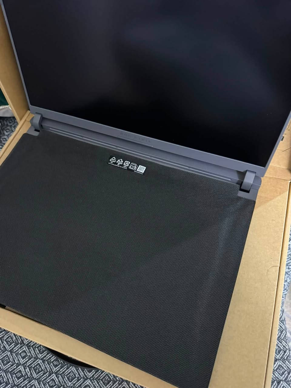 السلام عليكم
للبيع لابتوب asus rog strix g16 فقط مفتوح من الباكيت حتة ممفعل بعدة المواصفات 

5070ti 12GB

Ultra 9 275HX

32GB DDR5 

1TB ssd 

2k 240hz 

السعر 3,750,000 

اللابتوب جديد فقط مفتوح من الباكيت  الاستفسار خاص


**إذا كنت صاحب هذا الإعلان وتريد حذفه لأي سبب، رجاءا أرسل رسالة إلى الدعم الفني**
