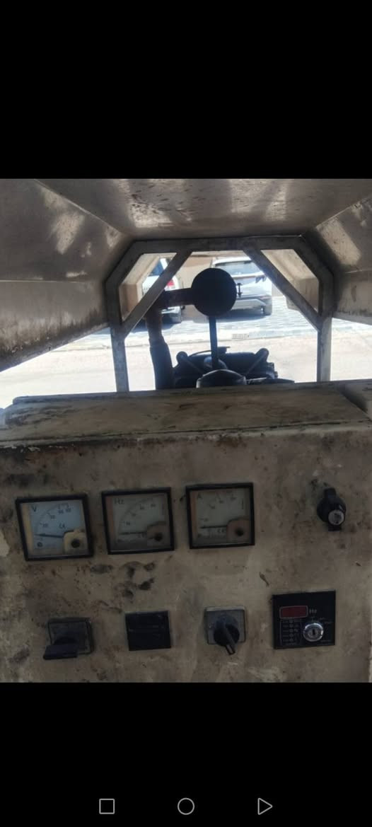 مولدة افيكو ٤٠ كيفي مال شركة سيت بلادي نظيفة جدا للبيع بغداد ***********
