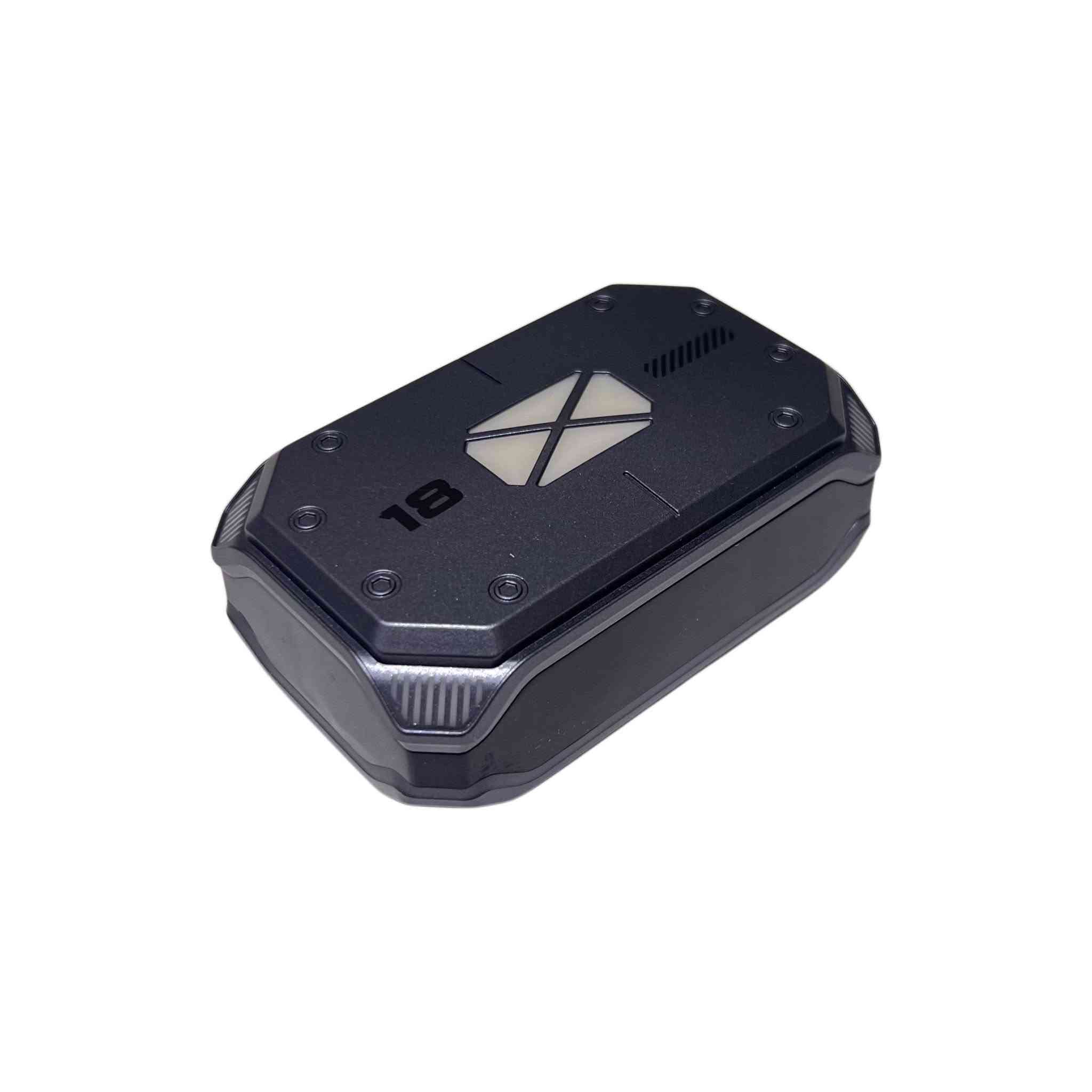 سماعة أذن لاسلكية M41 Hi-Fi Bluetooth V5.3 مع شاشة عرض رقمية ثلاثية

• سماعة أذن لاسلكية True Wireless بتصميم مدمج مع علبة شحن مزودة بشاشة عرض رقمية ثلاثية لعرض حالة البطارية.

• تدعم اتصال Bluetooth V5.3 للاقتران مع الأجهزة المتوافقة.

• مزودة بوحدة صوت (Moving Coil) مقاس 8 مم.

• تدعم التحكم باللمس (Fingerprint Touch).

• تدعم المساعد الصوتي Siri Voice Call.

• مدى اتصال لاسلكي يصل إلى 10 أمتار في الظروف المناسبة للاستخدام.

• وقت تشغيل للموسيقى يصل إلى حوالي 5 ساعات لكل شحنة للسماعات.

• الموديل: M41
• النوع: True Wireless Headset
• إصدار البلوتوث: V5.3
• شاشة العرض: Three-Screen Digital Display
• حجم وحدة الصوت: 8 مم (Moving Coil Unit)
• مدى الإرسال: 10 متر
• وقت الشحن: حوالي ساعتين
• وقت الاستعداد: 280 ساعة
• تشغيل الموسيقى: حوالي 5 ساعات (Earbuds)
• ملفات الاتصال المدعومة: A2DP / HFP / HSP / AVRCP
• جهد الإدخال: 5V ⎓ 1A
• جهد الإخراج: 5V ⎓ 1A

محتويات العلبة:
• سماعتا أذن لاسلكيتان M41
• علبة شحن
• دليل الاستخدام
سعره 15 الف 💸


**إذا كنت صاحب هذا الإعلان وتريد حذفه لأي سبب، رجاءا أرسل رسالة إلى الدعم الفني**