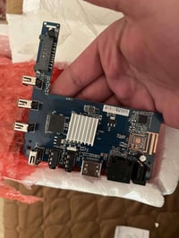 خرائط tv box  متوفر 18 قطعة البيع شلع   استفسار واتساب  07819125544