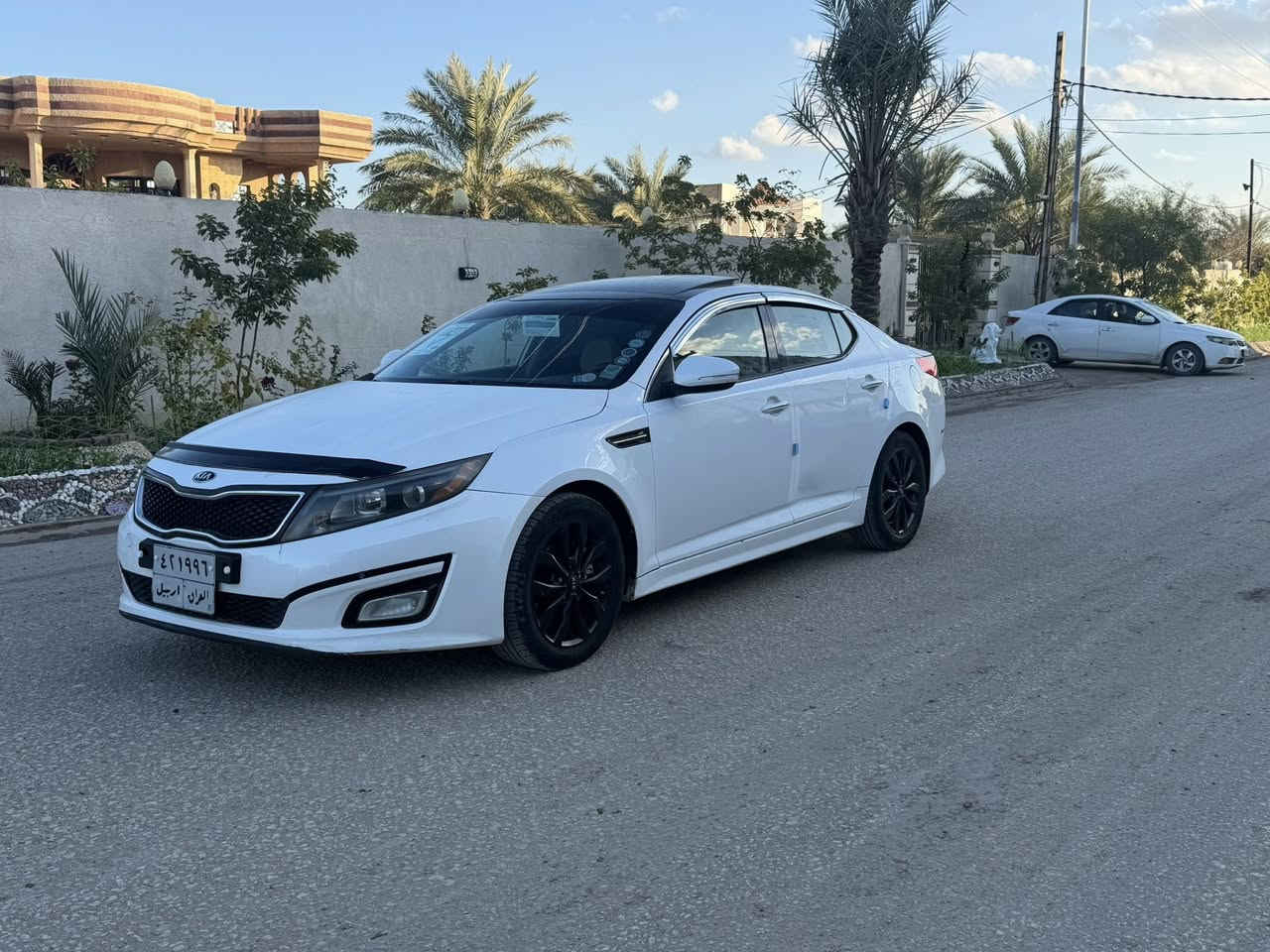 السلام عليكم من رخصة الادمن عندي كيا اوبتما موديل 2015 رقم اربيل تحويل وكاله حاظر وارد امريكي حادثها جاملغ امامي وربع البنيد صبغ بدون شاصي بدون لغد بدون ايرباك وصورت الحادث مرفقه بالمنشور السياره فول الفول اعلى مواصفات Vip  بانوراما بصمة أبواب وتشغيل كشن جلد كهرباء جهتين كشن ميموري خزن تدفئه تبريد بالكشن ستيرن تدفئه رادار امامي خلفي جانبي قيادة ذاتيه تحديد مسار شاشة كبيره كامره دواره تبريد امامي خلفي تبريد لمس اشاره بالمرايه مرايه شفط وترحيب يدات نيكل داخل وخارج اناره ترحيب بالمرايه وبيدات البوب داخل صاج ملكي تحكم ستيرن شفتات ستيرن محرك 2400 نضام صوتي انفنتي دامام امامي خلفي اضائة داخليه لد وبعد بيها هواي مواصفات رايدها ب108 مكان السياره بالحله رقمي ‭***********‬ اخوان اقره المنشور زين واتصل والي ميعجبه السعر او السياره يعبرها بكلام طيب واسف على الاطاله
