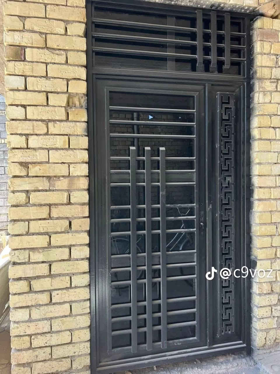 نشتغل جميع الحداده بيبان شبابيج سقائف كيسبان  سندويج جينكو   أنوع الحداده وهاذه شغلنه  
مكان شاميه ***********
