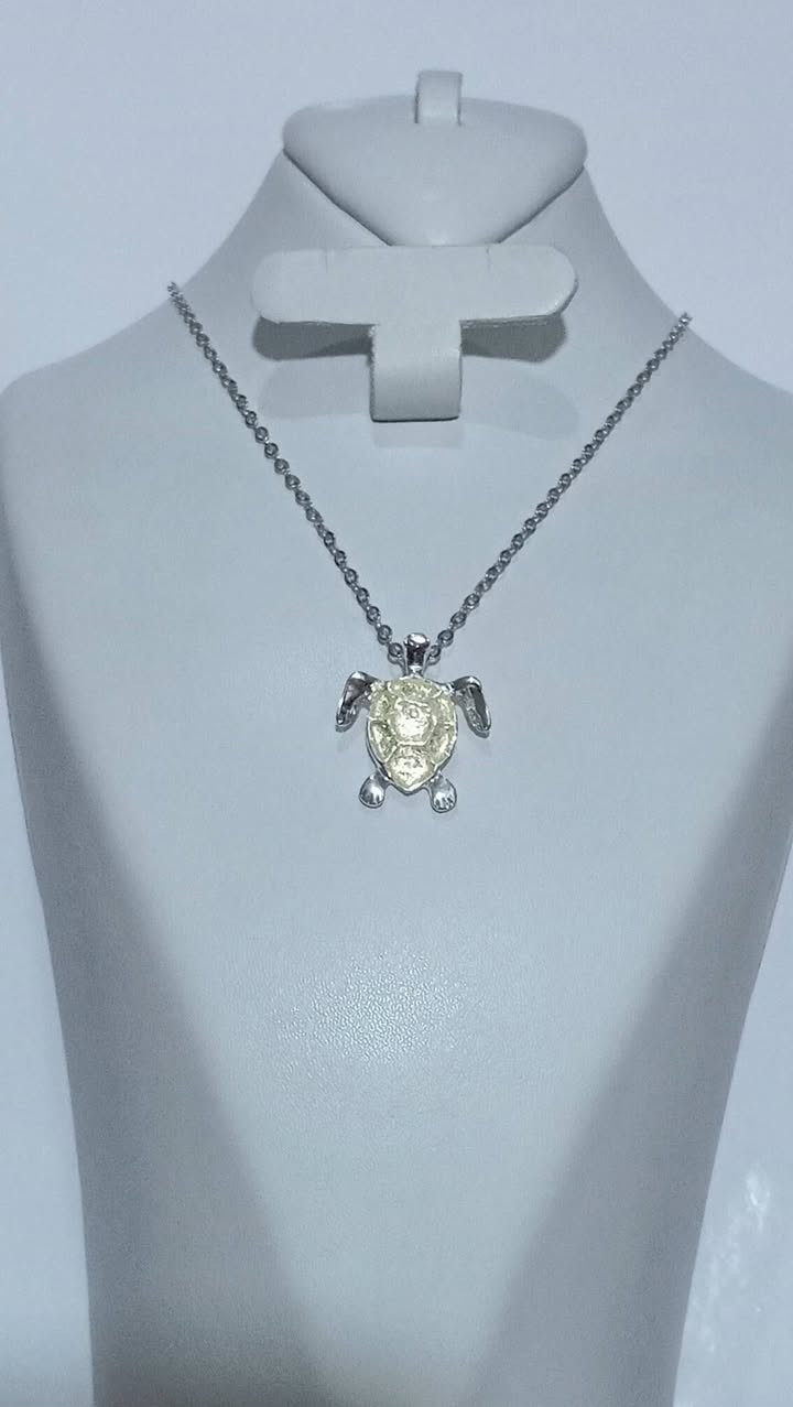 شوفولي جمال القلايت طلاه ثابت جميع الموديلات متوفره
توصيل لجميع المحافظات 🚗🚗❤


**إذا كنت صاحب هذا الإعلان وتريد حذفه لأي سبب، رجاءا أرسل رسالة إلى الدعم الفني**