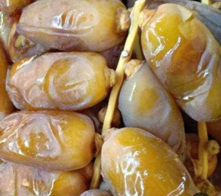 سلام عليكم ورحمه الله وبركاته متوفر 7فسال دقلة نور الجزائريه متعهدين بصنف لحين الاثمار العنوان واسط عزيزيه قرب مطبات الهاشمي للاستفسار ***********اخوكم ابو يقين للنخيل ملاحظه القلع بحضورك
