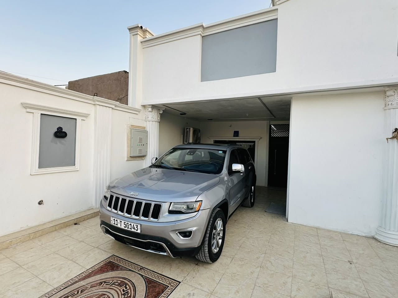 رمضان كريم علينه وعليكم نشالله         سلام عليكم جيب البيع
جيب گراند شيروكى2015 
السعر164 وبيها مجال جدن قليل 
سياره بدون يرباك 
العنوان بغداد الدوره البعيثه 
الهاتف ***********
🚀 عدكم علم يعني الموديل 2015 بس بانزين عادي يعني شكل الربعطعش 
يعني انسه اسم دونص بل خير الصير من نصيبه
صور الحادث مرفقه بل منشور فقط حادث مريكه تلث قطع صبغ فقط  . 
سياره بدون ايرباك يعني كفاله من اليرباك 
** ماشى110 كم .
1_  سكف بانوراما  
2-كشن هيتر وكشن تبريت.
3-كشن كهربا ئي وكشن مساج.
4-استيرن هيتر *- استيرن شفطاط وتحكم *- مكان قرص سيدي
5-لايد ليد + لايدزينون.
6-مرايا هيتر *-مرايه حساس .
7-ئوتوبريك *-ئوتو ترافلايت *-ئوتوستارد. تحديد سرعه
8- 10 سماعة+ ديجه ي بل سندوق بلاد شريكه  
9-تبريد مركزي *-صندوق شفط .
10-يدات نيكل +يدات بصمه .
 11- مرايه ومرايه رادار .
12- طايرات جديد شريكه سبيرمقدس مانازل ..
14 تحديد سرعه . شغال
15دعاميه كدام ودعاميه وره بي رادار وحساسات.
16-.السعر 164 وبيها مجال جدن قليل ماكو هيج سعر بل خير الصير من نصيبه
كل جسم شرط عل وضع بلاد شريكة 
ملاحض/رقم جديد هزه وسنويه  كل جدي
