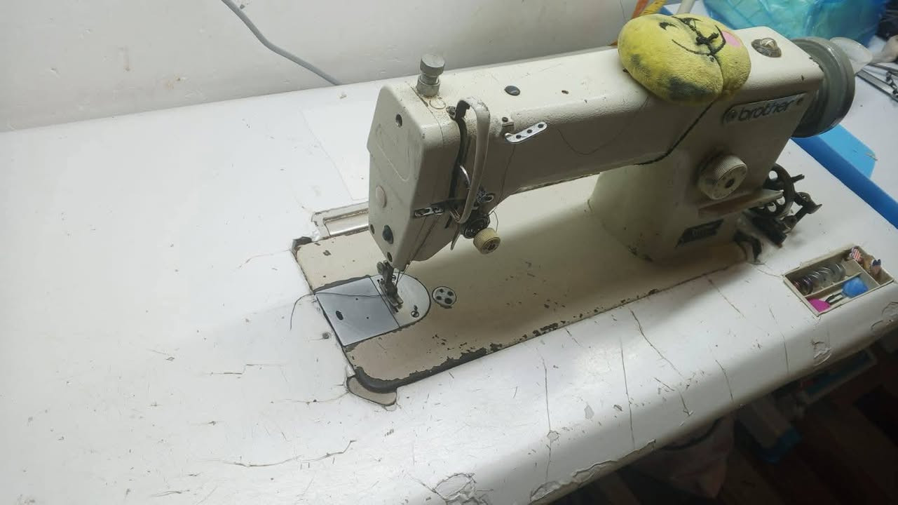 سلام عليكم 
مكينه للبيع نوعيه برذر صناعي 
ب ١٥٠وبيهة مجال 
مكان كوت السفحه
رقم موبايل ***********
