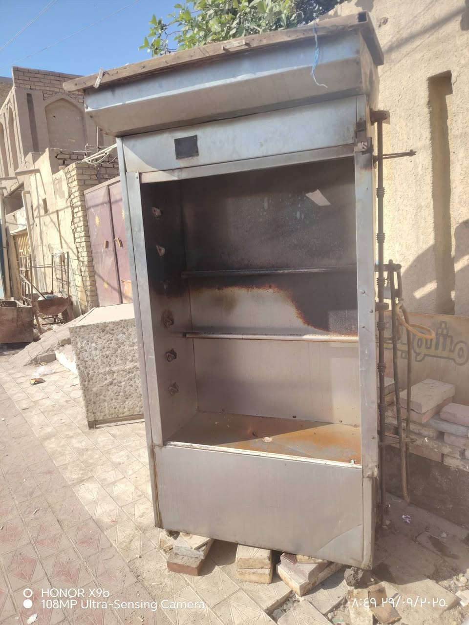 السلام عليكم
شواية دجاج للبيع جاهزة ٤٧٥ بية مجال 
جام خانة فلافل جاهزة ١٥٠
***********
