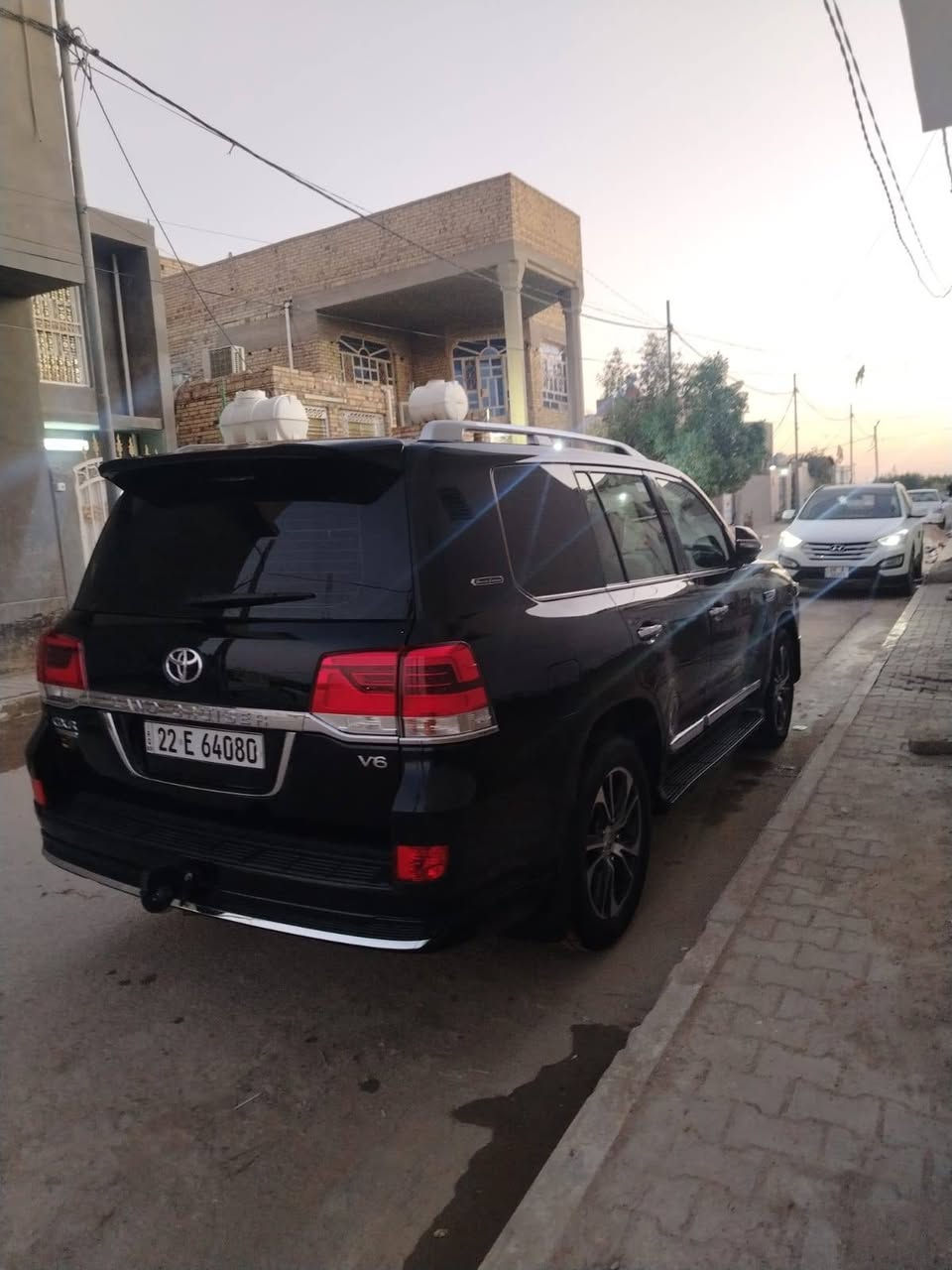 السلام عليكم
لاندكروز 2020 بحريني 🤍

معروفه مواصفات لبحريني 

رقم اربيل الجديد هزه وفحص جديده

سياره مكفوله كفاله عامه عده  بارد قليل

 جديده كلش

كير محرك صدر تبريد كهربائيات كله كفاله شرط 

عنوان دوانيه

السعر 525 ورقة فقط 
للاستفسار ***********
