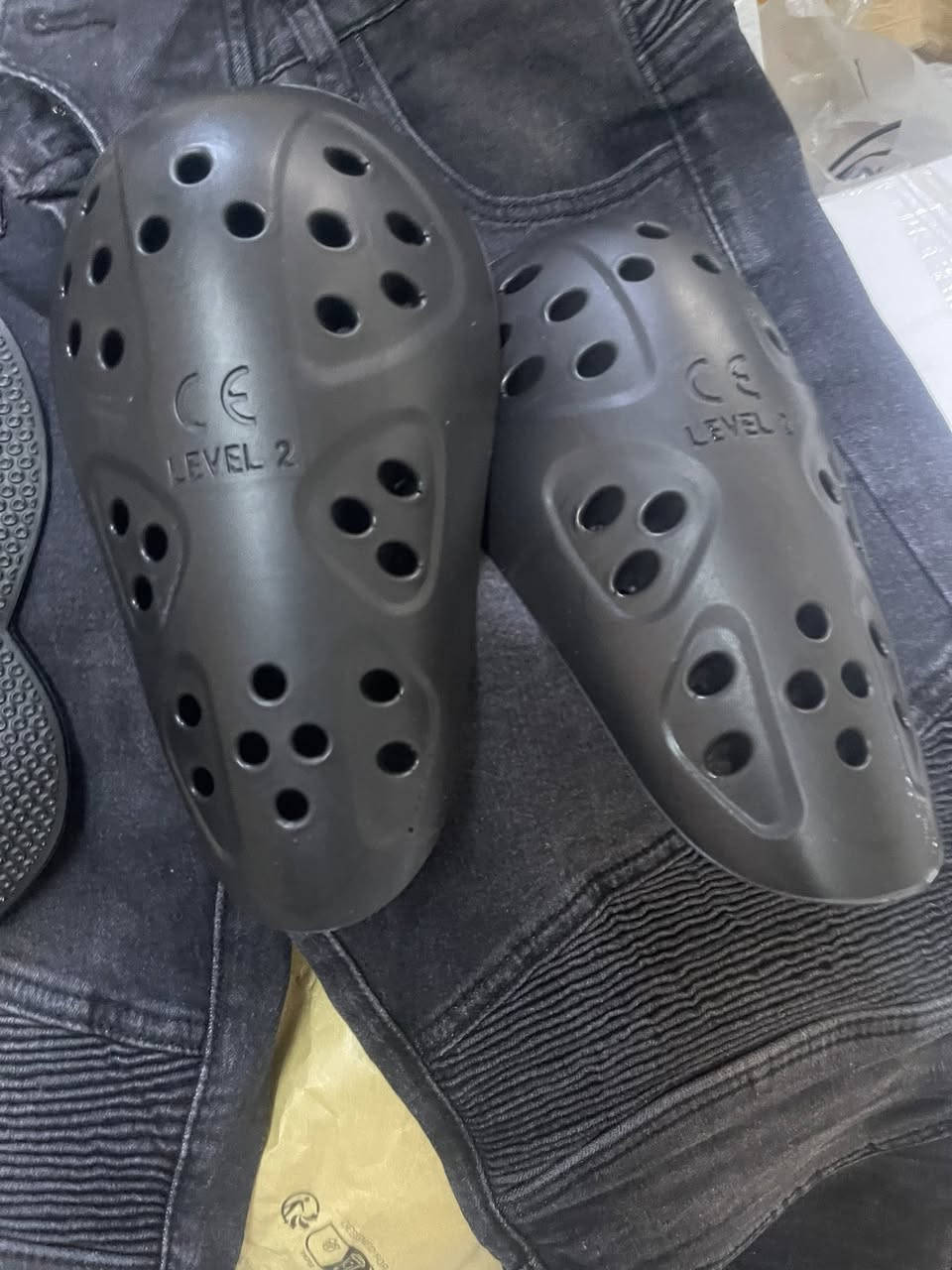 بنطرون خاص لاهل الدراجات وي الكسارات مالتها 
15 الف بس


**إذا كنت صاحب هذا الإعلان وتريد حذفه لأي سبب، رجاءا أرسل رسالة إلى الدعم الفني**