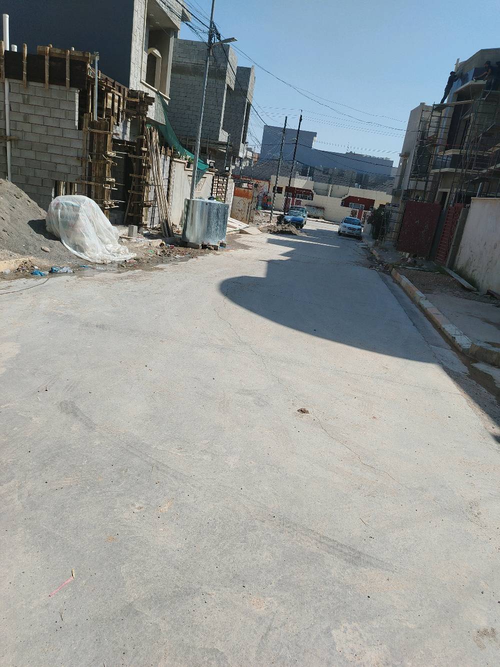 دار ل البيع العنوان فلاح الثانية ب ضهر دائرة المرور 
المساحة 100 متر بناء 23 سند طابو الزهور الطابق الأول متكون من مطبخ + صالة + غرفة نضام اسويت + حمام + اتواليت خارجي
الطابق الثاني متكون من غرفتين نضام اسويت 
ناقص سقوف ثانوي 
كوبنات + ازاي داخل مرمر 
كوبنات خارج حلان 
السعر 120 مليون قابل ل التفاوض 