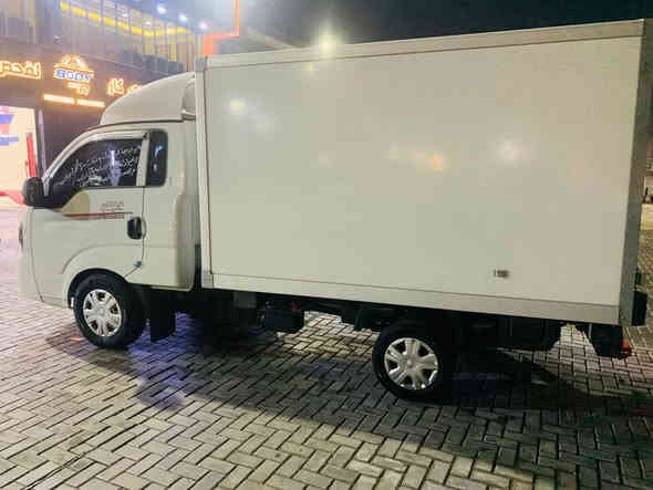 السلام عليكم كيا براد ٢٠٢٥دبل كمبريسر اوتماتيك دخول جديد سيارة فول وربع مواصفات مزوعه مكانه بغداد اتصل ***********سعره ٣٠٥ 
مواصفاته بصمه كشنات حار بارد استيرن حراري دبل كامرة شاشه تحديد مسار رادار كفاله عامة من كلشي
