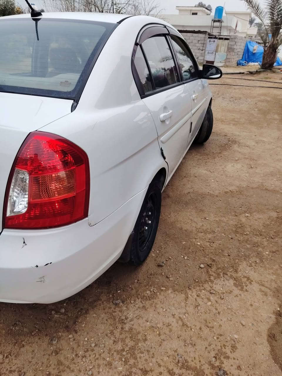 اكسنت موديل 2009   مكينه 1600 لاتنقيص ولاتبخير الصدر خيرمن الله رقم اربيل مكان السياره بغداد اليوسفيه ناحيت الرشيد السعر85$ وبيها مجال ***********
