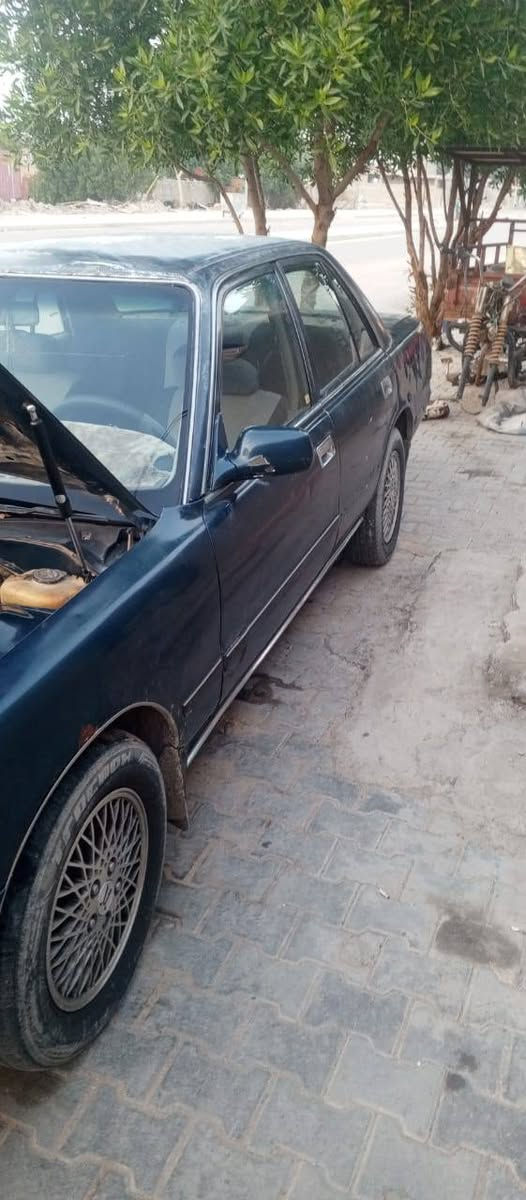 مارك گصيف كربلائي
السلام عليكم سيارة نظيفة وعمليه بيها نواقص وخياسات 

مكينه وكير ونجي 6 سلندر حدادية نص عمر تواير نص عمر، چبنة الباور گايمه،،، سنوية بأسمي لـ2028،، موديل السيارة 1992،،، كهربائيات شغاله، تبريد يشتغل بدون بروده،،، 

القمارة والبنيد والصندوك چاردات 

سعر 35 ورقه وبيها مجال للشراي والموش شراي لا يتصل شلع، رقم. مكان السيارة البصرة ام قصر *********** واتساب
