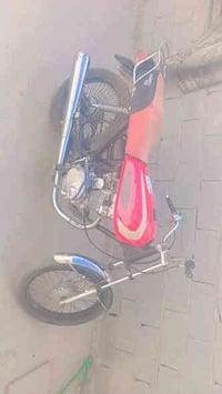 5كير أصولي رقم اسود سنويه دراجه خير من الله مكينه جديده سعرها 350وبيها...