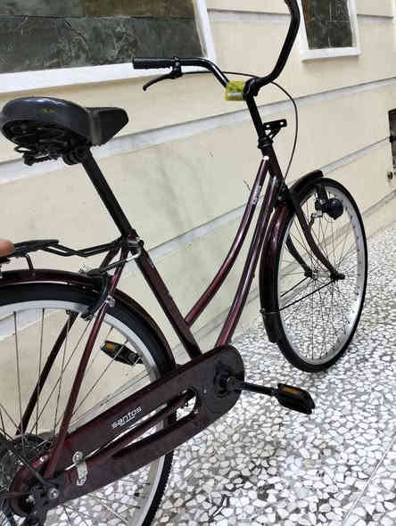 السلام عليكم بايسكل بطه حجم 26 موديل 2022 بايسكل ياباني حاويه السعر 115 وبي مجال بغداد المشتل رقم الهاتف ***********
