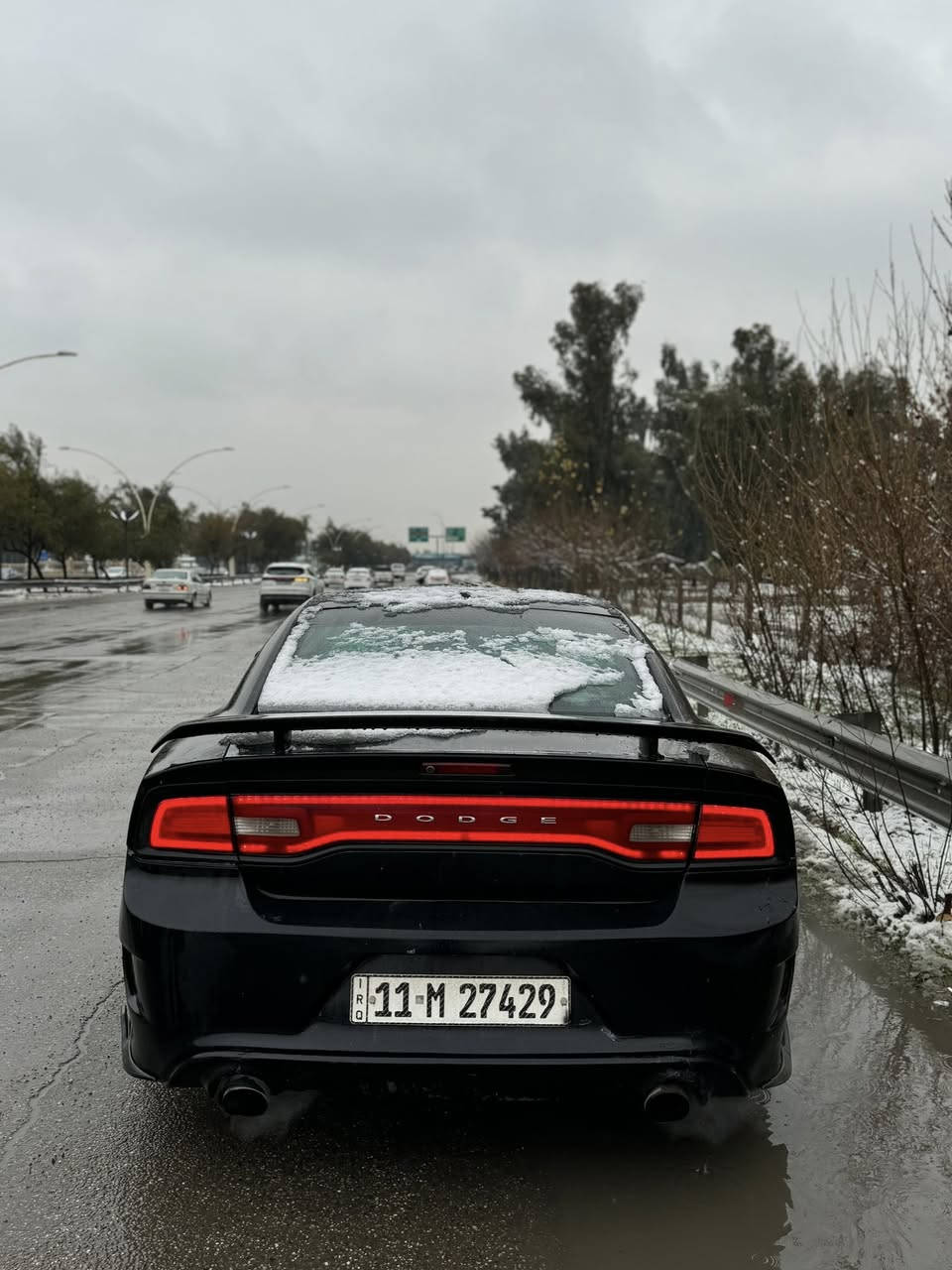 السلام عليكم
جارجر RT 5700 دايتونا اصل 2013  تسلسل 1411/3000 بالعالم 
5 حبات فقط بالعراق من هذا الاصدار 

المواصفات المعروفه فول عدا الفتحة 
شاشة كبيرة 
شفتات 
كشنات مخمل مختم دايتونا 
نظام سماعات beats
السياره بيها هواي مواصفات ومعروفه بهذا الموديل 
عليها ادامة كامله للمكينه 
ولف ريسنك 
بلكات مشلن 
وادامة كامله ماتحتاج اي صرف 
كير ومحرك شرط ترايك للبصرة 
عليها ويل 2023 
طخم تايرات جديد امامي 45 خلفي 75
كت كامل srt بدلته جديد
دعاميه اماميه جديده 
مازدات W مال كصه 
نقوصاتها فقط صدر امامي تحتاج نص عمر انطيك واعاده صبغ الجاملغ الخلفي لان فاطر القديم 
السيارة حادثها كما موضح بالصور بيها 3 قطع صبغ بابين وجاملغ خلفي بدون حادث وجاملغ وبنيد تبديل بدون صبغ بيدي بدلتهن علمود اللون جان مو مطابق 

رقم بغداد هزه وسنويه جدد بأسمي تحويل مباشر 

مكان السياره موصل 
تفاصيل اكثر عن السياره والسعر واتساب واتصال ***********
