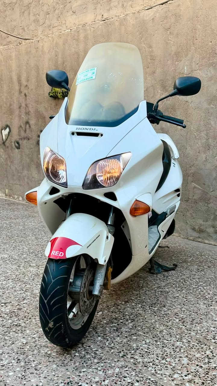 فورزه 0;6فحل سويج FMدراجه جديده
مكينة ناعمة حلوه بلاديه 
لون ابيض صدفي بلادي 
دراجة نضيفة وجديدة  احلة من الصور
تراي رمبة  
 كهربائيات كلها شغال
  اوراقها كامله 
مكاني بغداد مدينة الصدر 
سعر 900
اللاستفسار : هـ***********
