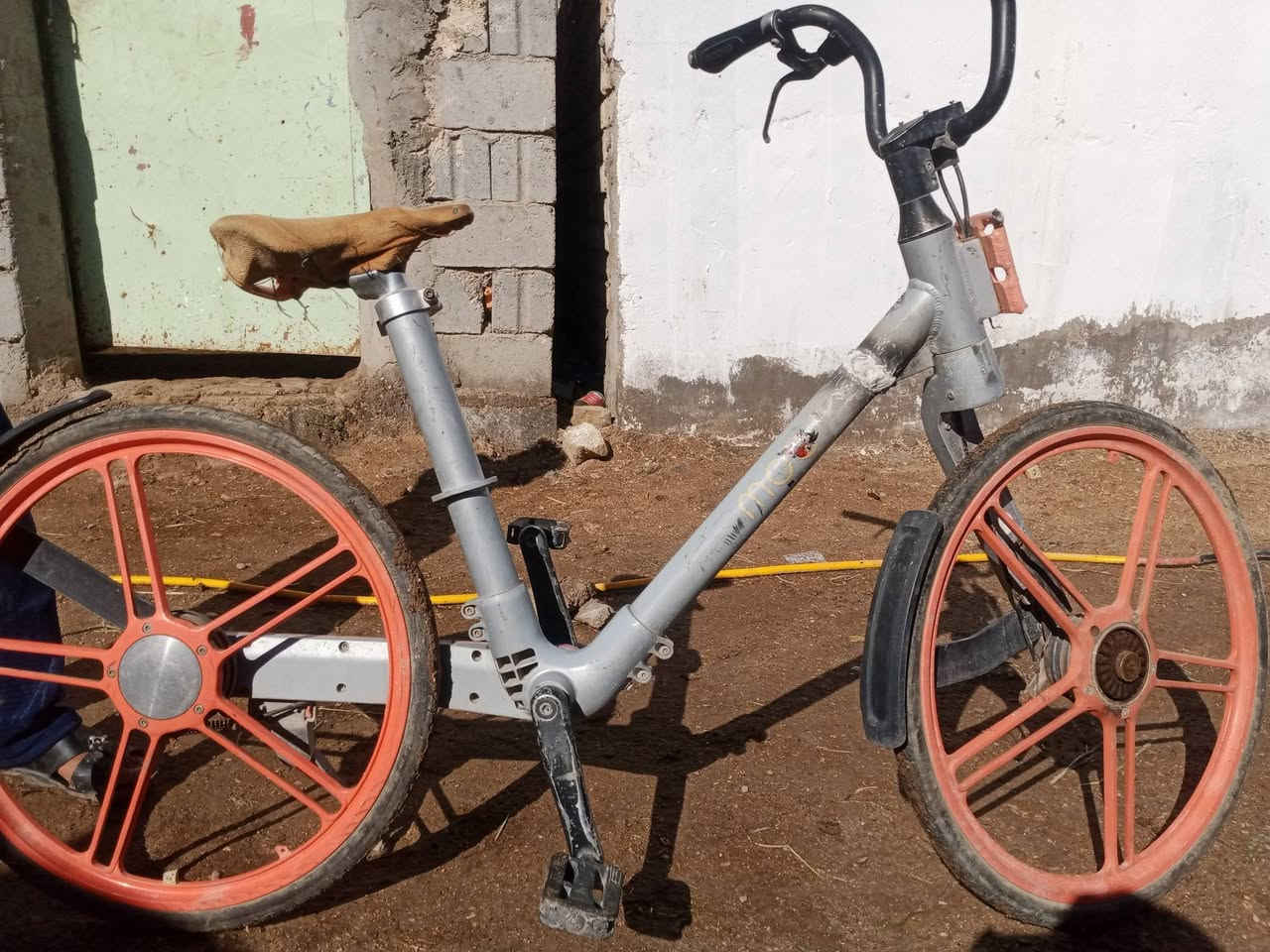 بسكل لبيع حجم 26 كله فافون زنجل مخفي ماركه 45الف *********** القاسم
