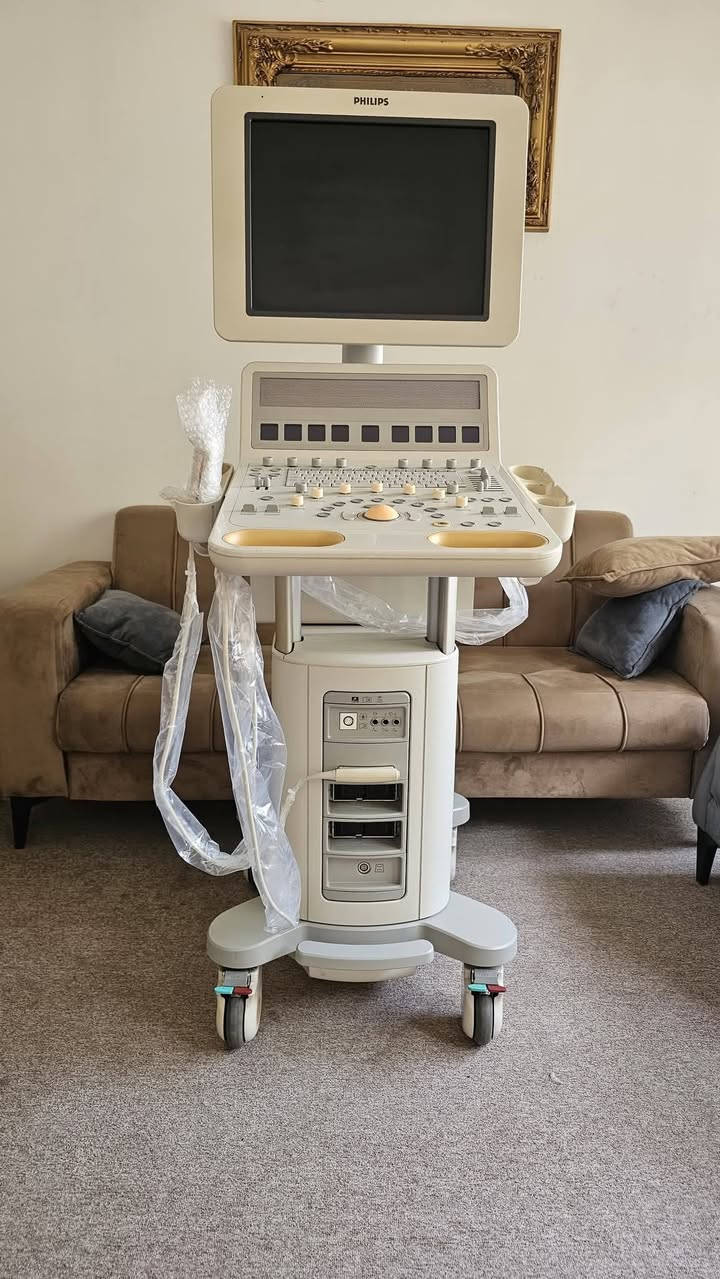 🫀 أطباء القلبية… إذا تريد تشخيص دقيق ونتائج تعتمد عليها 👌
🔴 متوفر الآن | Philips HD15 الأصلي
⚡ جهاز صُمم خصيصًا لفحوصات القلب المتقدمة
الاختيار اللي تعتمد عليه بالعيادة يوم بعد يوم.
✅ ليش تختار Philips HD15؟
🔍 دقة عالية بتصوير القلب 2D
🌈 Color Doppler قوي وواضح
📊 PW / CW Doppler لتقييم التدفق بدقة
🫀 مثالي لتشخيص:
أمراض الصمامات
ضعف العضلة
EF
Wall Motion
🖥️ شاشة كبيرة تعطيك رؤية واضحة حتى بأدق التفاصيل
🛠️ جهاز عملي، ثابت، وما يتعبك بالاستخدام اليومي
🏥 معتمد من كبار أطباء القلبية حول العالم
📈 يرفع مستوى التشخيص ويزيد ثقة المريض بيك
📦 الحالة: ممتازة وجاهز للعمل فورًا
💰 سعر مغري مقارنة بالإمكانيات
🔧 إمكانية الفحص والتجربة قبل الشراء
📞 اتصل الآن ولا تضيع الفرصة
[***********]
