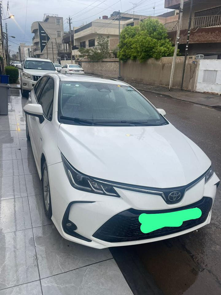 كورلا 24هايبرد سيارة مكفولة داخل جلد فتحة سقف رقم بغداد *********** العنوان بغداد السعر 140
