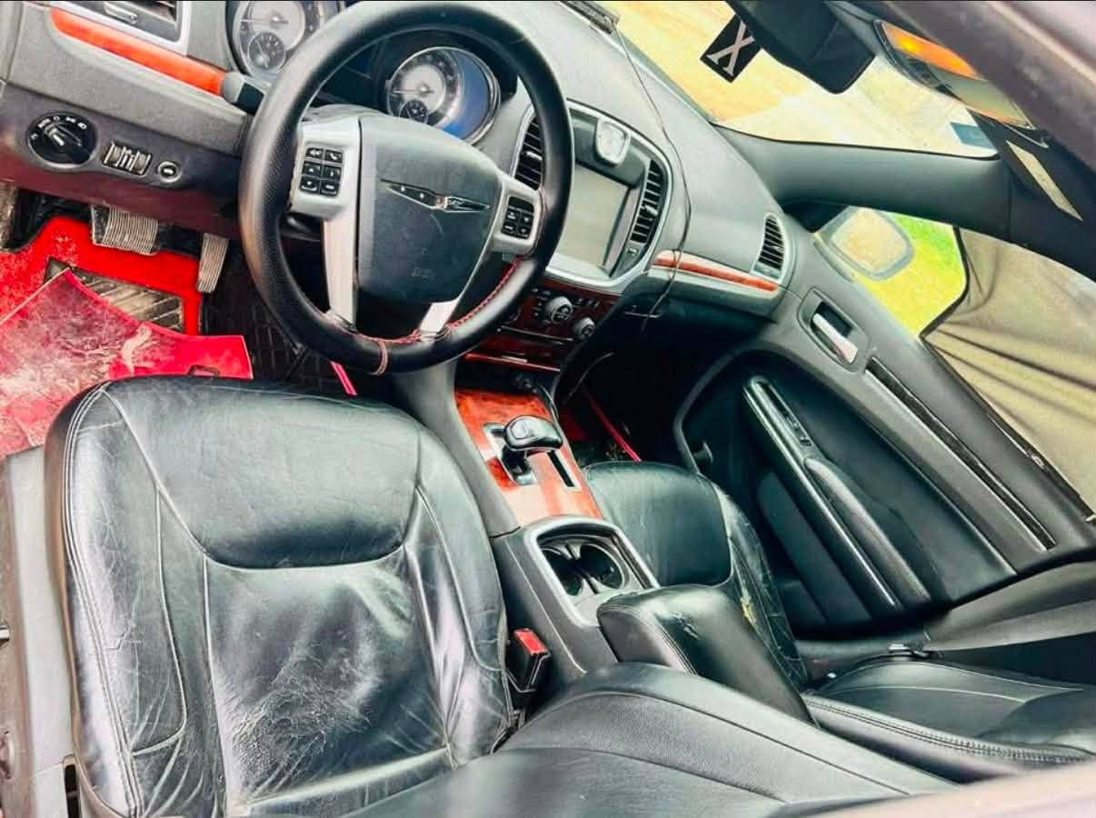 للبيع كرايسلر C300 موديل 2014 مكصوص 🚘🔥

🔹 محرك 3600 V6 — مرغوب وقوي
🔹 قير أوتوماتيك طياره
🔹 السيارة ما ناقصها أي شي وترتيباتها كاملة
🔹 الماطور والقير بحالة ممتازة
🔹 تبريد وتدفئة شغالة
🔹 الداخلية نظيفة ومرتبة
🔹 الكهرباء والأنظمة شغالة
🔹السعر 57ورقه

📍 الموقع: صلاح الدين — بيجي

📞 للاستفسار:
***********
***********

الجاد يتفضل،
وتحياتي❤️
