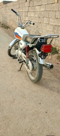 دراجة • ٣٠٠ سي سي • قضاء السدير