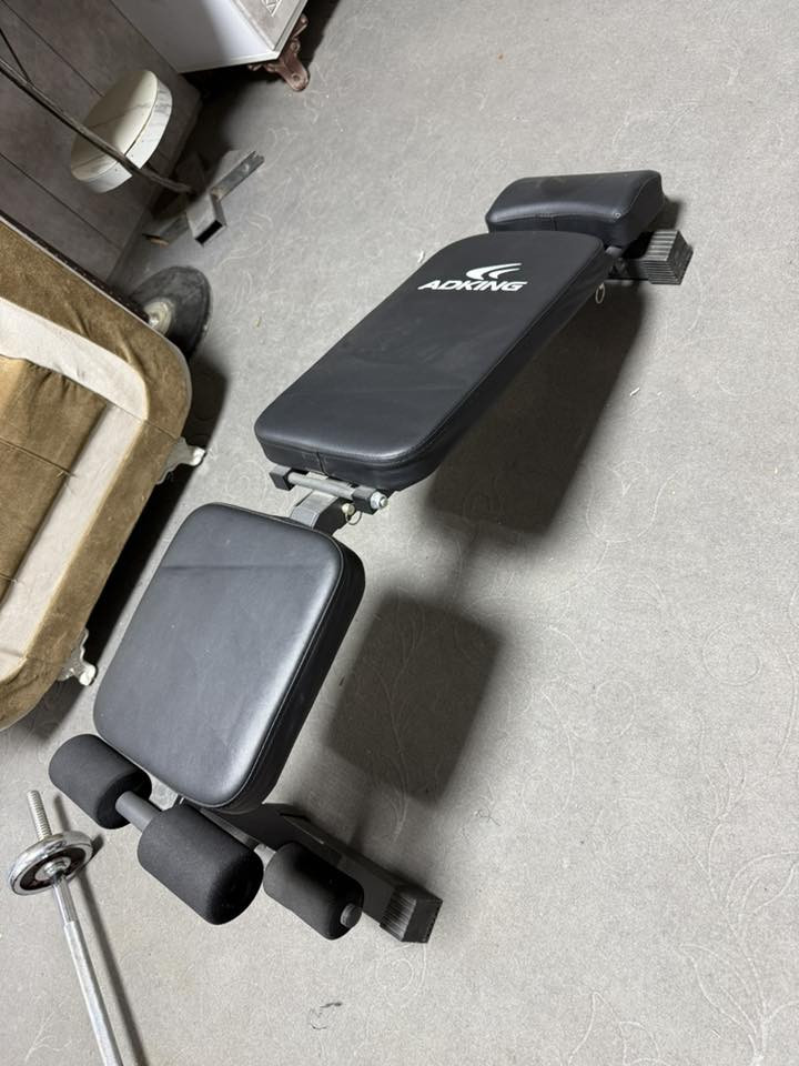 للبيع
مسطبه
6 اقراص 2.5كيلو
قرصين 5كيلو
4 اقراص 1 كيلو
بحاله ممتازه
الاتصال  ‭0780 349 6648‬ مامتواجد عالفيس
