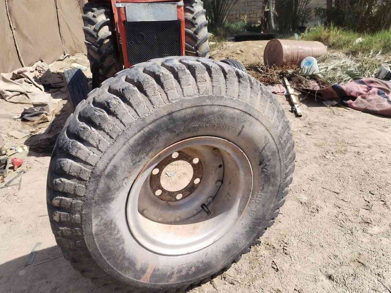 تيارات مع الويل حجم 18 كامل هو والجوب مالته زوج  للبيع للاستفسار الاتصال على ***********5
