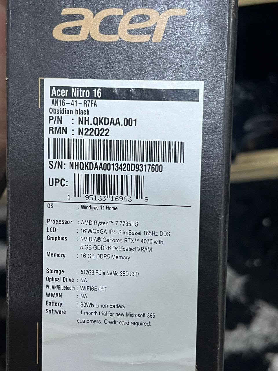 لابتوب ايسر بحالة جيده
 البطارية جديدة صحته 100% 
بمواصفات قويه
Acer Nitro 16 AN16-41-R7FA

Processor : AMD RyzenTM 7 7735HS
LCD: 16"WQXGA IPS SlimBezel 165Hz DDS
Graphics:NVIDIA GeForce RTXTM 4070 with 8GB GDDR6 Dedicated VRAM
Memory: 16 GB DDR Memory
Storage: 512GB PCle NVMe SED SSD
..........
العنوان: البصرة 
السعر: 1٫650٫000IQD 
الجاد فقط و فقط و فقط يتواصل على الرقم الاتي:***********
اللابتوب ولا غلطة ضمان من اي خلل
