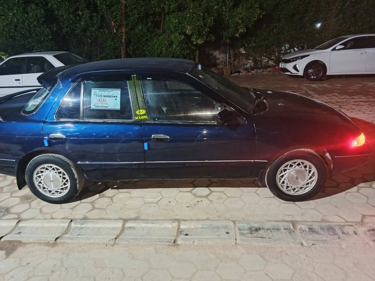 سلام عليكم كيه سيفه للبيع موديل 1993 سياره مصبوغه احزام جماليه سياره مابيها ضربه مكفوله سياره عدله كهربائيات كلها شغاله مكينه وكير كفاله حداديه جديده سياره او تماتيك رقم بغداد مشروع وطني استفسار ***********
