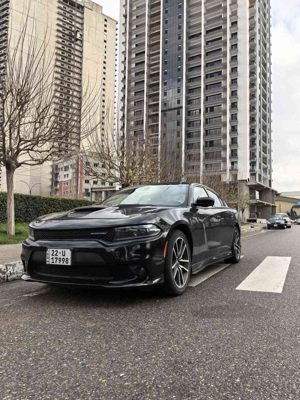 سلام عليكم 
دوج جارجر 2023GT
فول فول عدا الفتحه
مواصفات
كراسي الامامي كهرباء
كراسي الاماميه تدفئه تبريد
ستيرن تدفئه
كشنات كنتارا وجلد
ميموري سيت
ستيرن كهرباء
زنون 
نظام سوبر تراك باك
شفتات ستيرن
وباقي مواصفات المعروفه للجارجر
الحادث 
جاملغ سايق صبغ 
وبيها 3 اماكنPDR
وبيها 3 اماكن تكحيل كارت
بدون دواخل بدون ايرباك شرط
سياره مرقمه باسمي وجاهزه هزه فحص 
دهن فلاتر جديد وكاله حداديه كلها بشرط
رقم شاصي
2C3CDXHG9PH651214
للاتصال:*********** واتس أربيل, العراق
