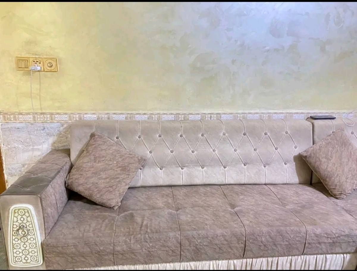 السلام عليكم 
ديوان للبيع اربع قطع 
قيم واخذ
المكان ناصريه المركز


**إذا كنت صاحب هذا الإعلان وتريد حذفه لأي سبب، رجاءا أرسل رسالة إلى الدعم الفني**