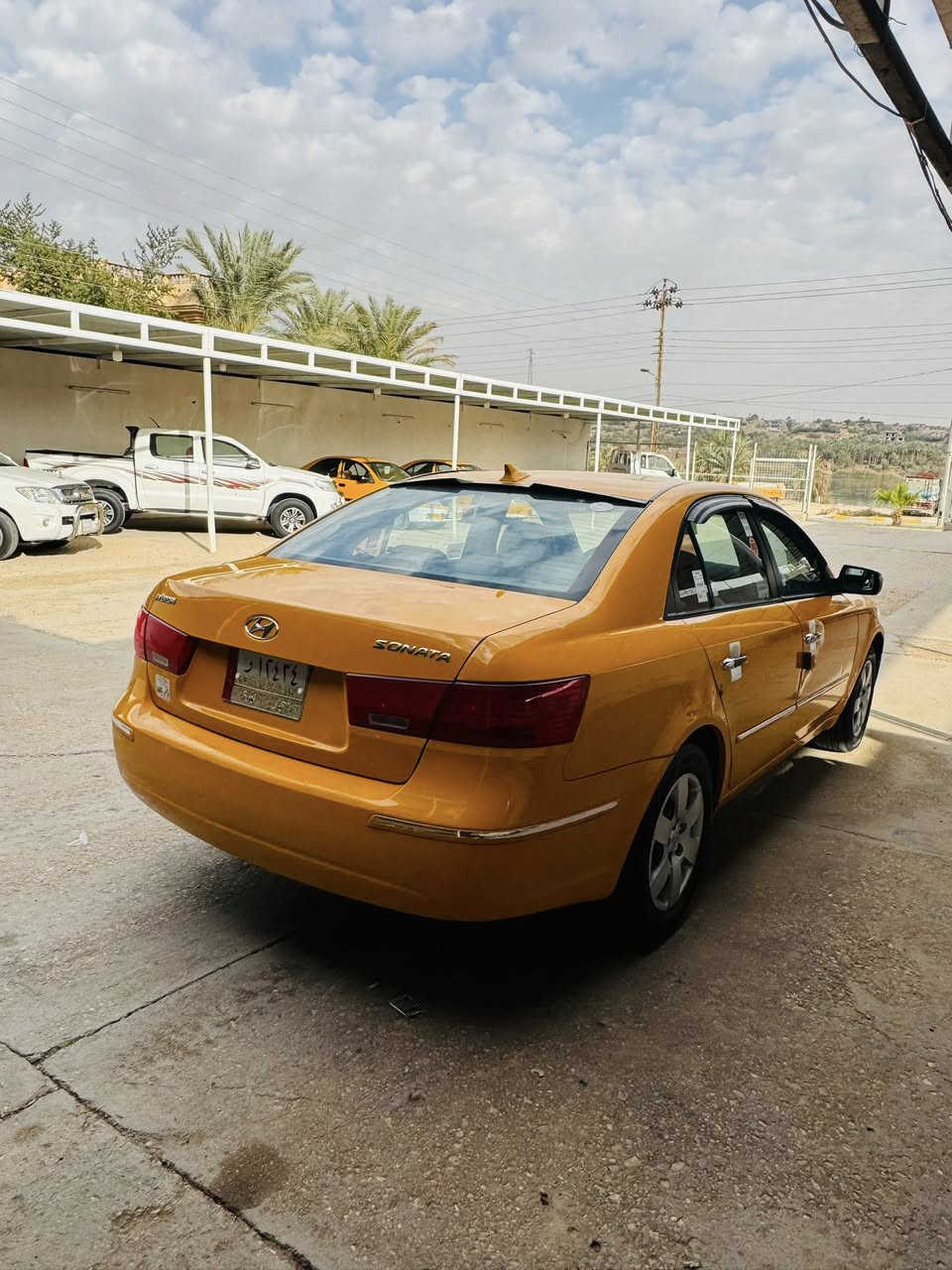 سوناتا امريكي 2010ضرر جاملغ امامي سياره حلوه وجديده 
محرك شرط التنقيص كير صدر تخم تاير جاهزه لشغل جماعت التكسي سعر سني 95 بلاش رقم انبار شرط التحويل متواجده في معرض الجوهره اي ستفسار ***********
