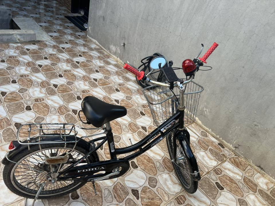 بايسكل جديد اسمه عبد الحليم حجم20قفله50


**إذا كنت صاحب هذا الإعلان وتريد حذفه لأي سبب، رجاءا أرسل رسالة إلى الدعم الفني**