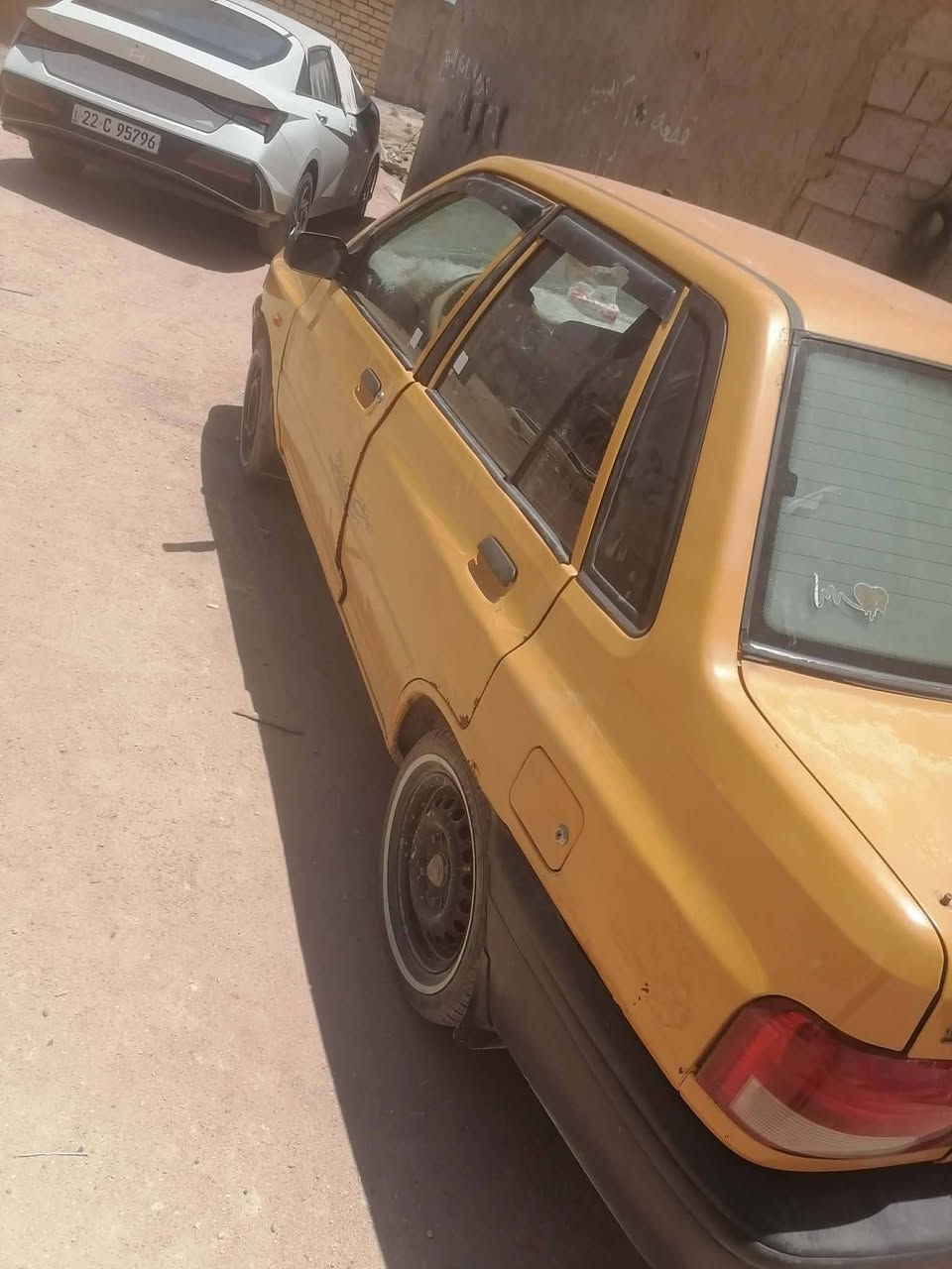 سلام عليكم سايبه للبيع مكينه كير حداديه كشر ضفيره رقم بغداد ألماني بدون راعي اتعهد سرقه وعشاير سعر ١٤ وبينه مجال العنوان نجف شارع لمطار.  ***********
