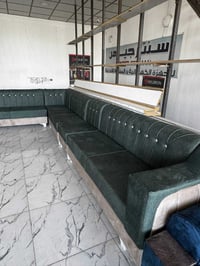 كنب • ألوان موجودة • الواقع أحلى